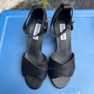 Steve Madden black wedge sandals size 6